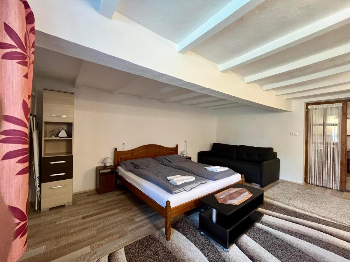 Apartment Alfoeldi Vendeghaz -